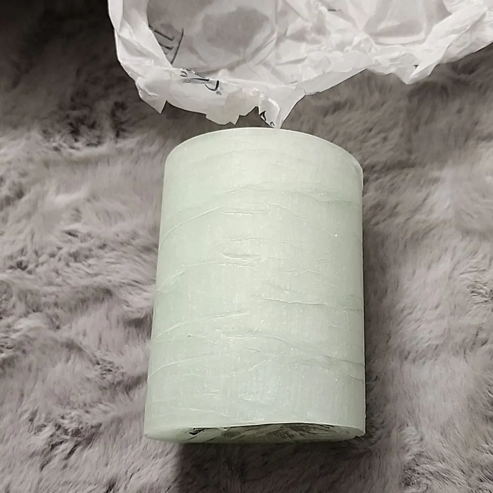 NIB GloLite by Partylite 3 x 4 Pillar Candle‎ in Bamboo Breeze - Picture 6 of 11